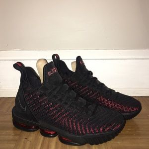 Lebron 16